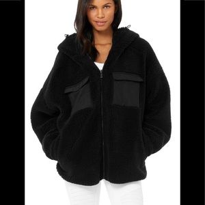 Alo yoga Sherpa cargo jacket